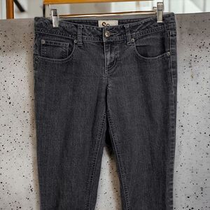 So Juniors size 9 Black Faded wash low rise Stretch skinny jeans